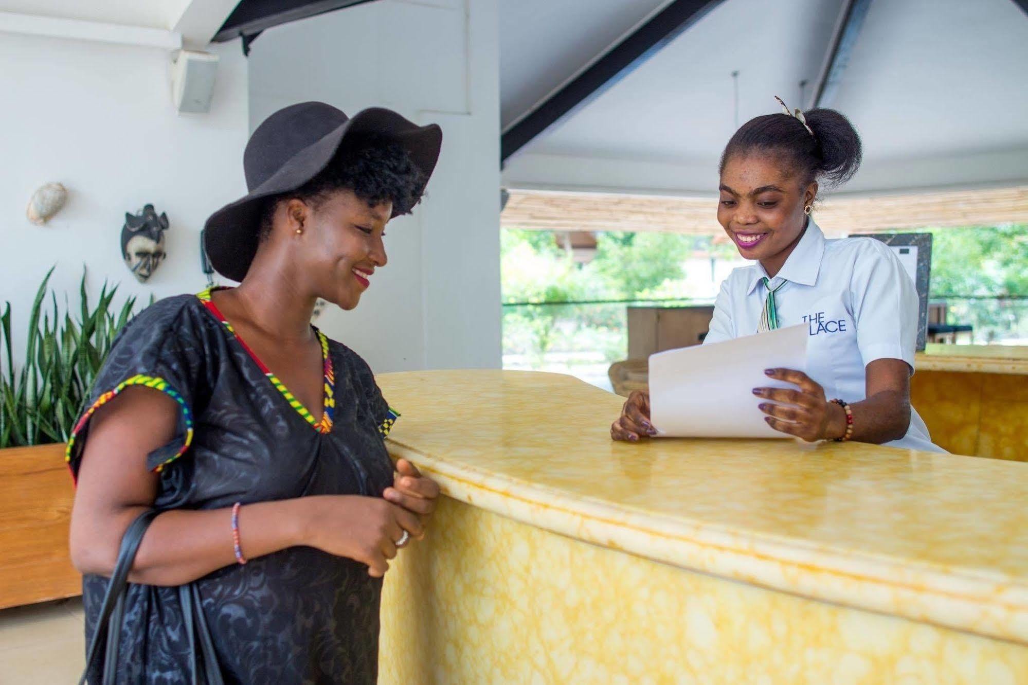 The Place Resort At Tokeh Beach Freetown Eksteriør billede