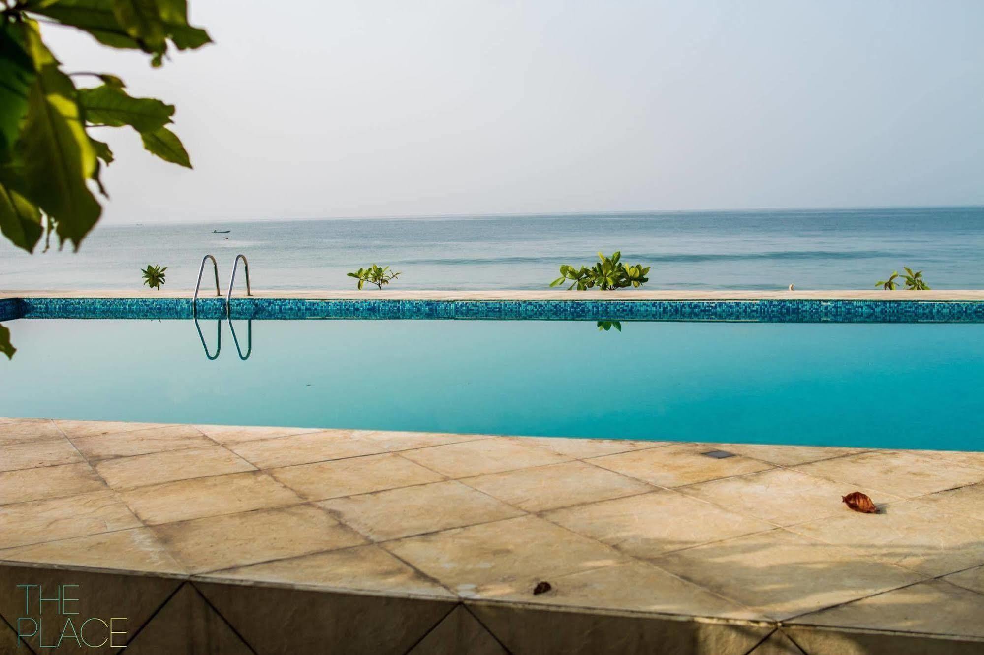 The Place Resort At Tokeh Beach Freetown Eksteriør billede