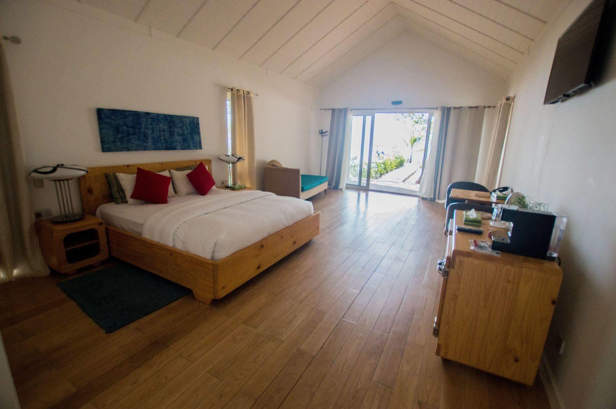 The Place Resort At Tokeh Beach Freetown Eksteriør billede