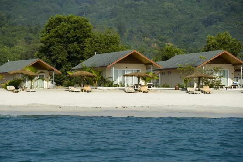 The Place Resort At Tokeh Beach Freetown Eksteriør billede